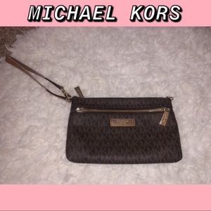 MICHAEL KORS WRISTLET